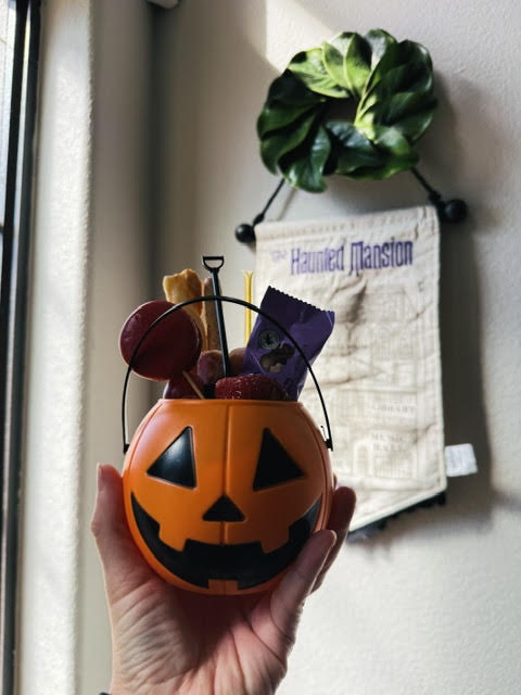 Mini Halloween Buckets